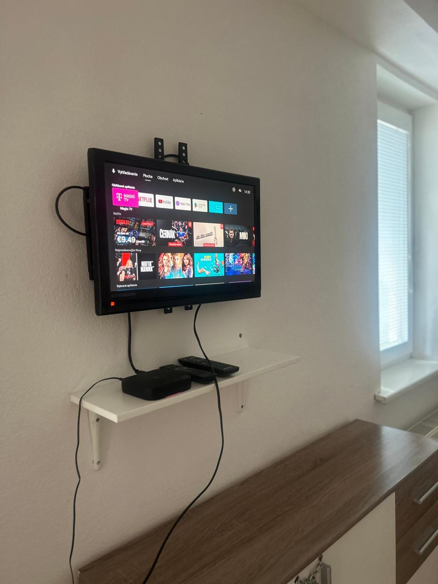 Bada Bing Plaza Appartement Bratislava Buitenkant foto